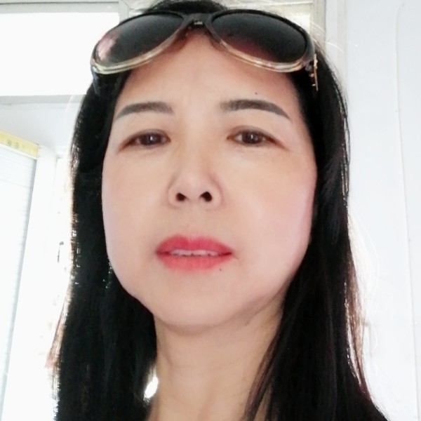 糊涂回眸季节的照片