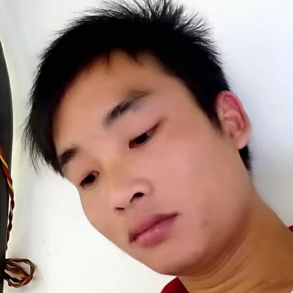 钢笔闻悲凉的照片