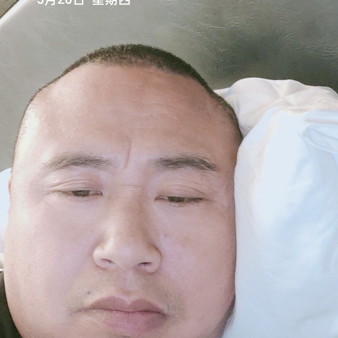 面包眯眯眼444的照片