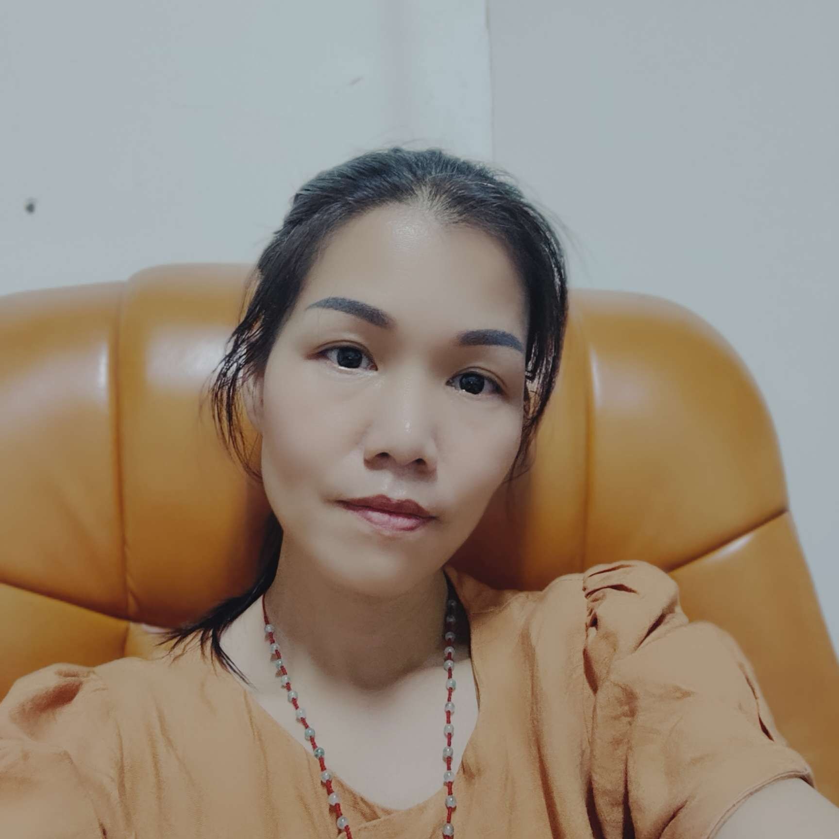 文静回眸百褶裙的照片