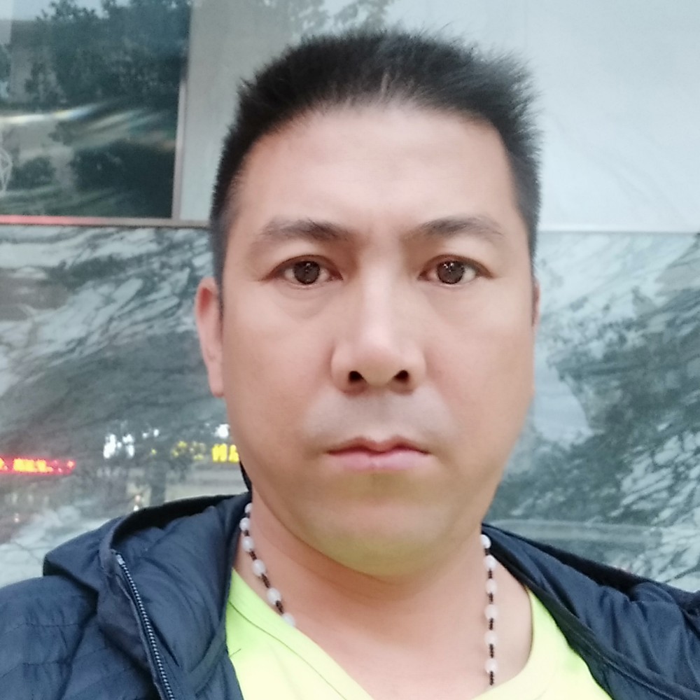 天高任务飞。的照片