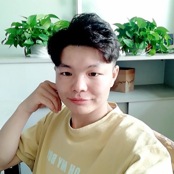 一秋只枫的照片