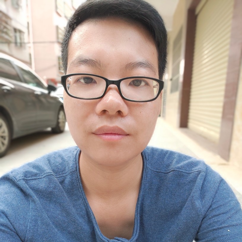 多情迎呓语的照片