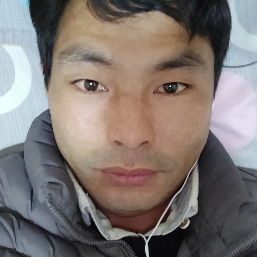 荭雲的照片