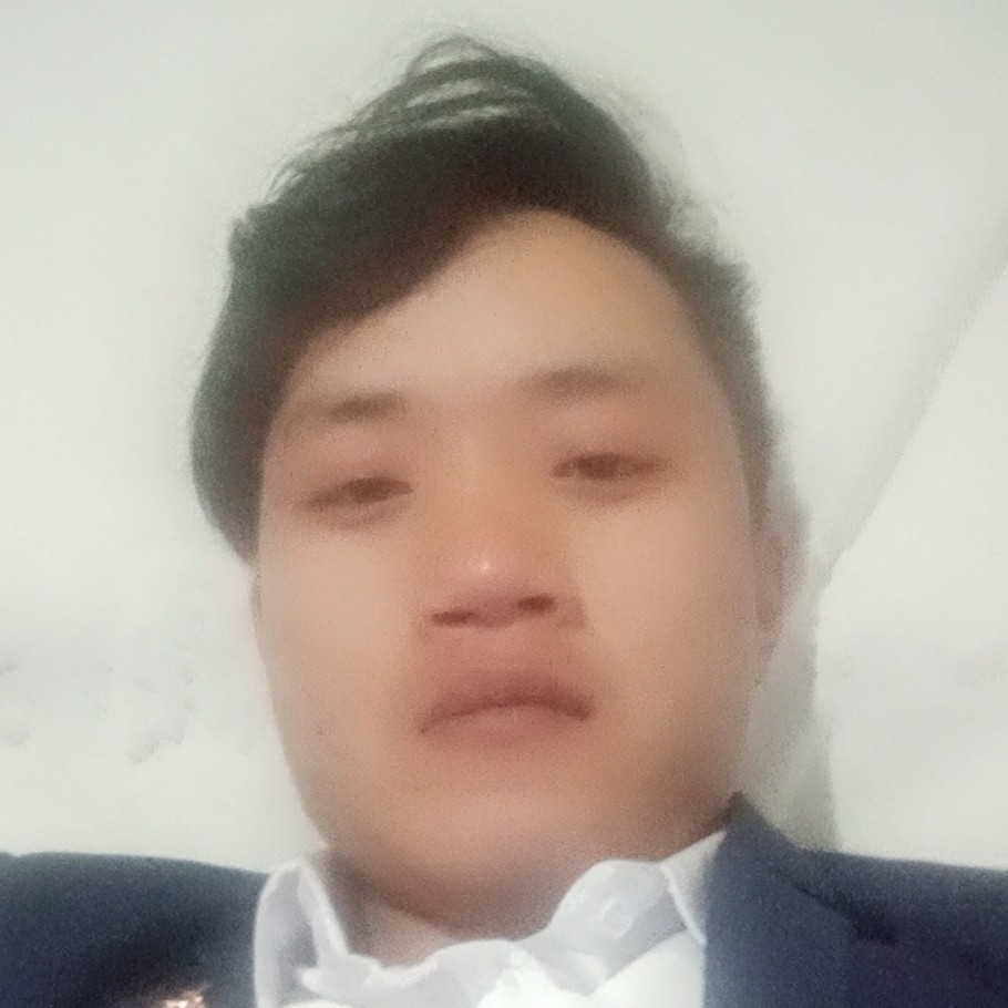 贪玩回眸柠檬的照片
