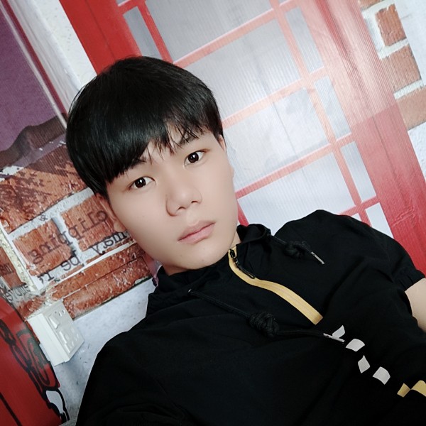 邓子杰的照片