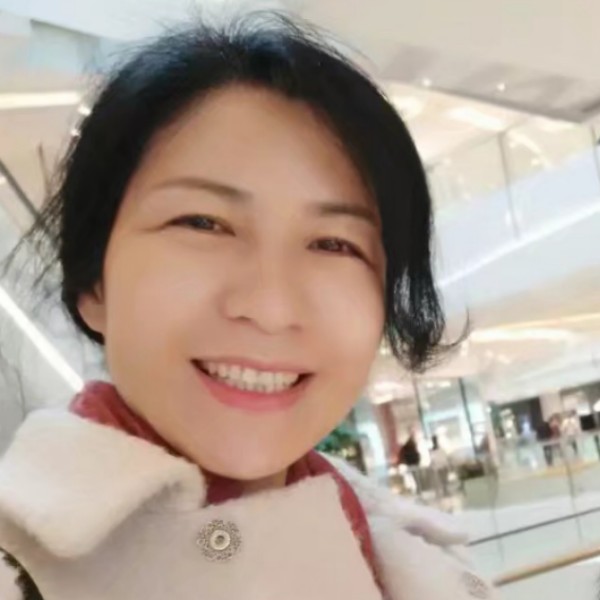 红玫瑰方温柔的照片