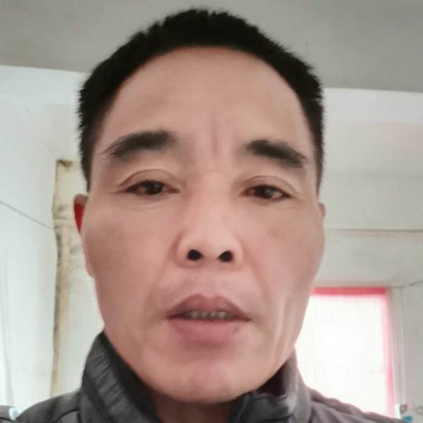 剪影爱听歌祥哥的照片