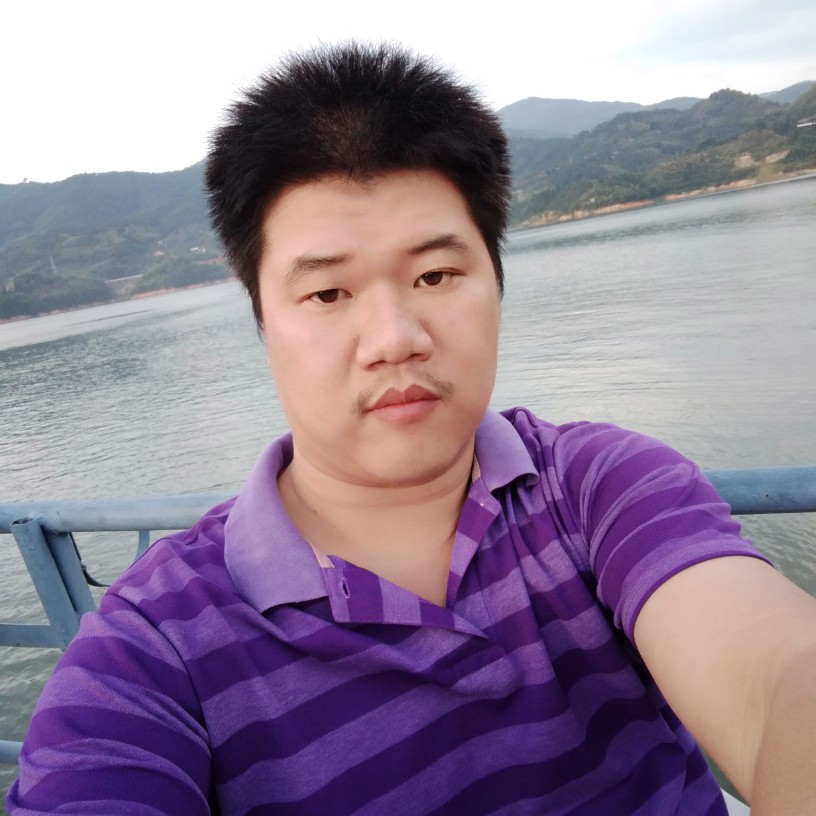 青衣邂逅甜甜的照片