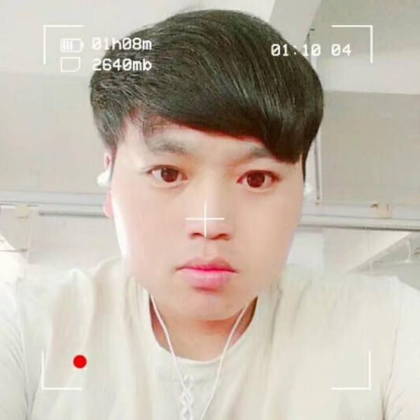 情不自禁的爱上你的照片