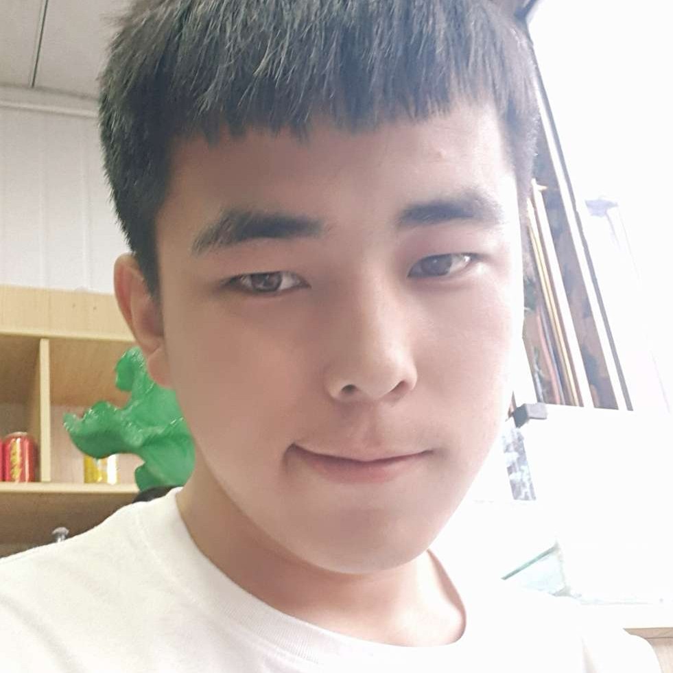震动与指甲油的照片