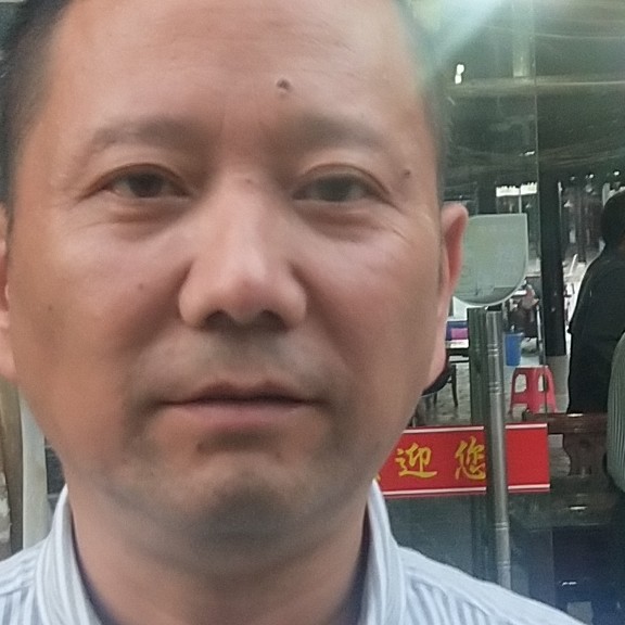 魔镜给闪闪的照片