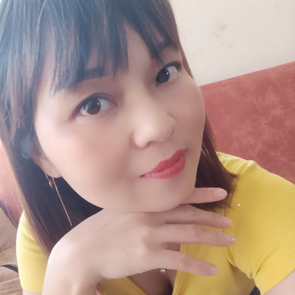 光亮凝眸碧影的照片