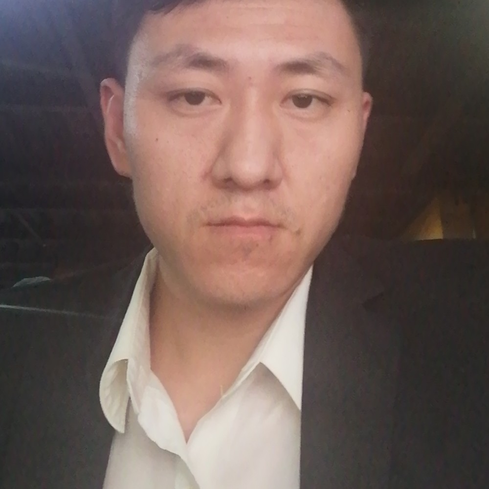 单身喝茶的照片