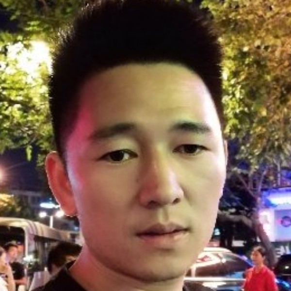小亮和的照片