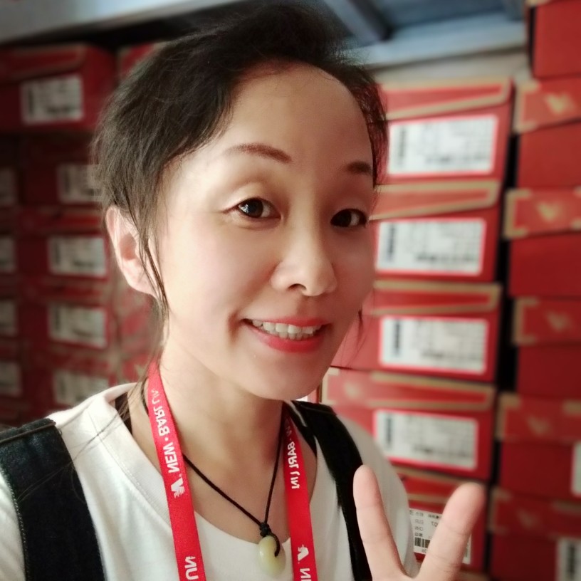 落叶乔沐的照片