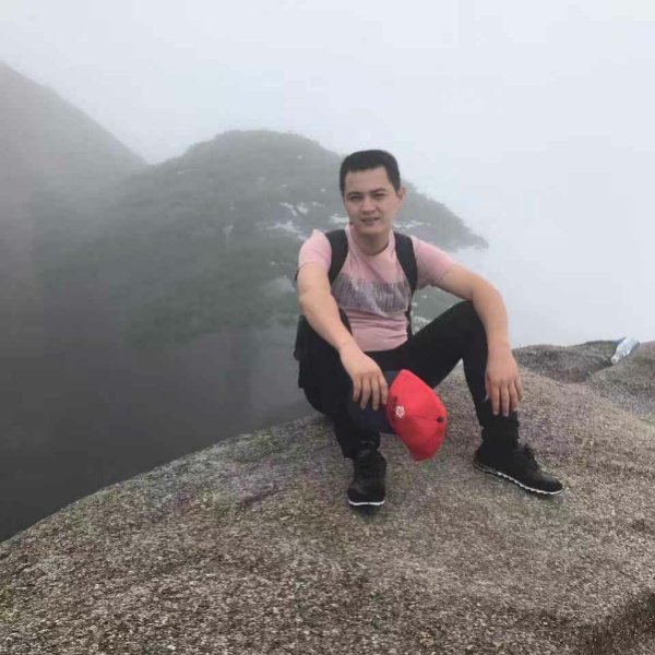 暖光勤奋的照片
