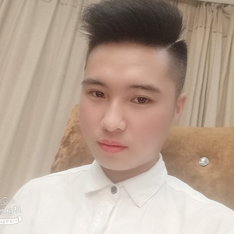 怕孤单有墨镜的照片