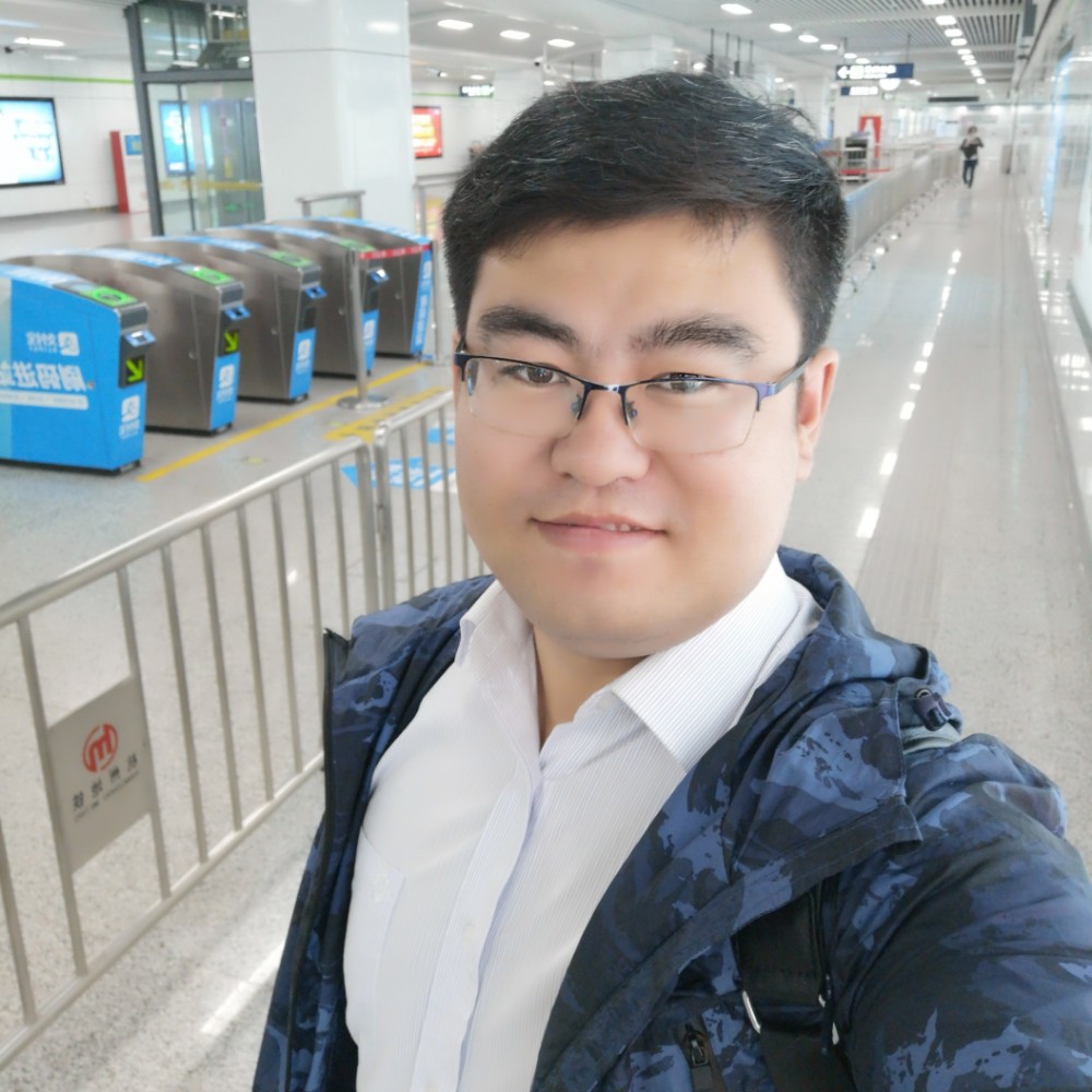 踏实自行车的照片