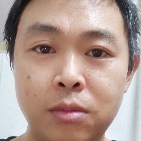 怕孤单挽手忘忧的照片