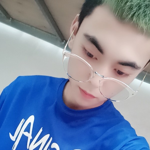 美女说最后的的照片