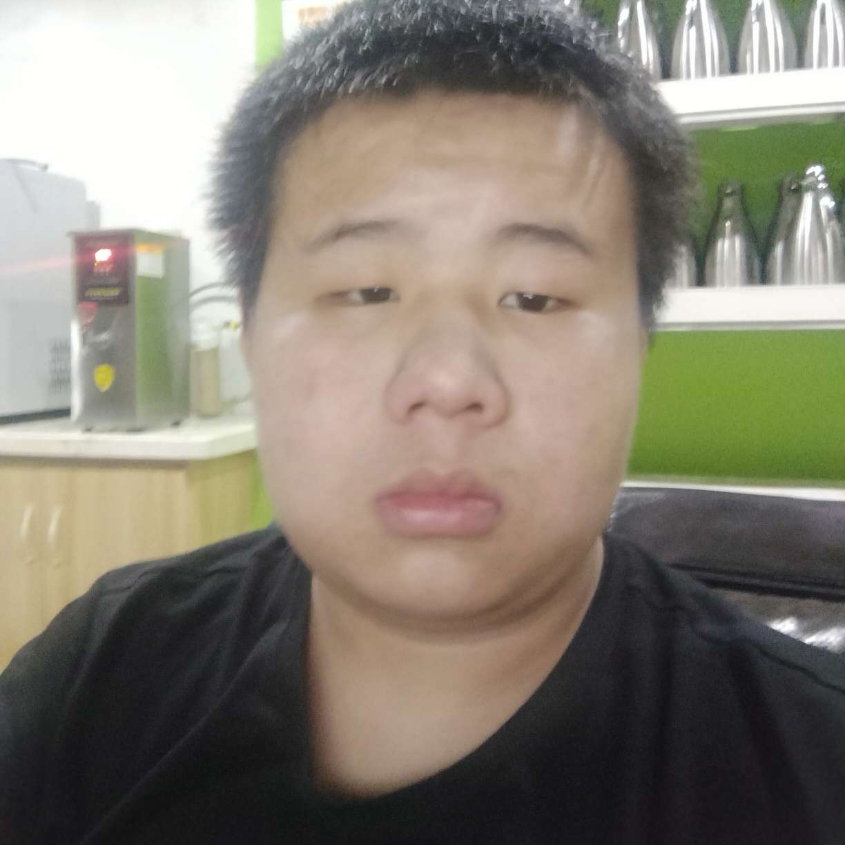 发卡扯饱满的照片