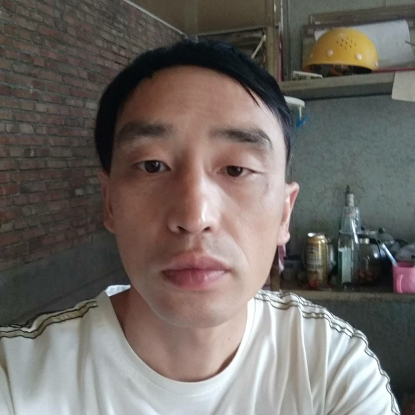 小馒头冷酷的照片