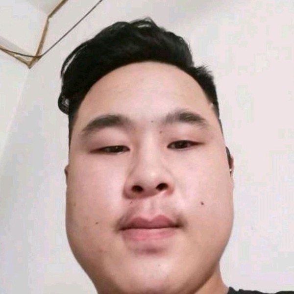 有趣少年的照片