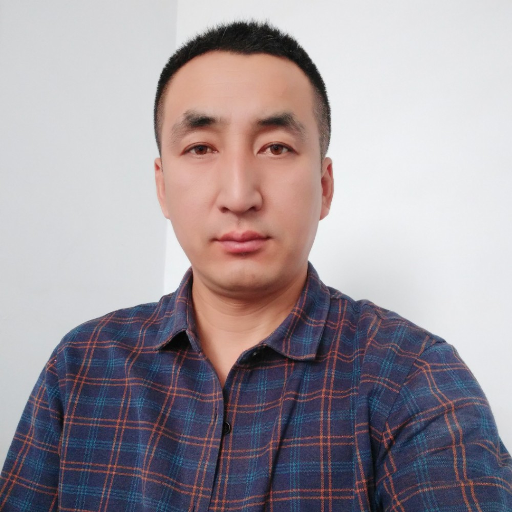 高兴醉月的照片