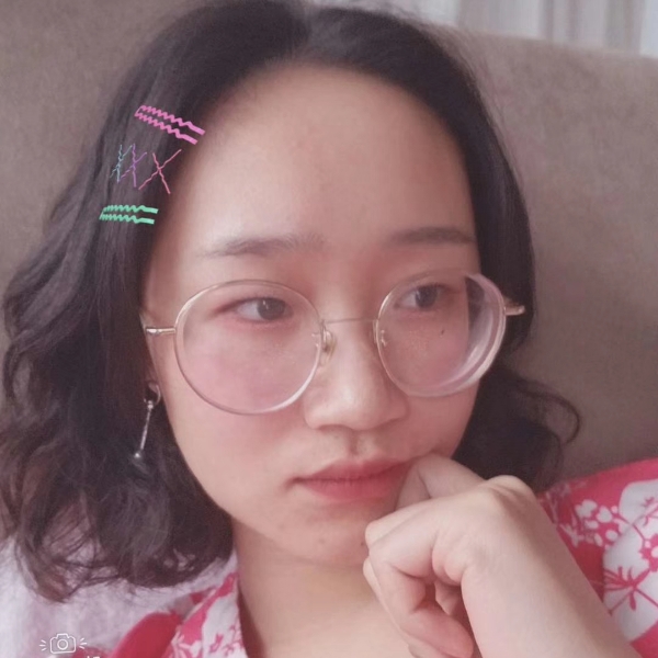 奇异果笑幸福的照片