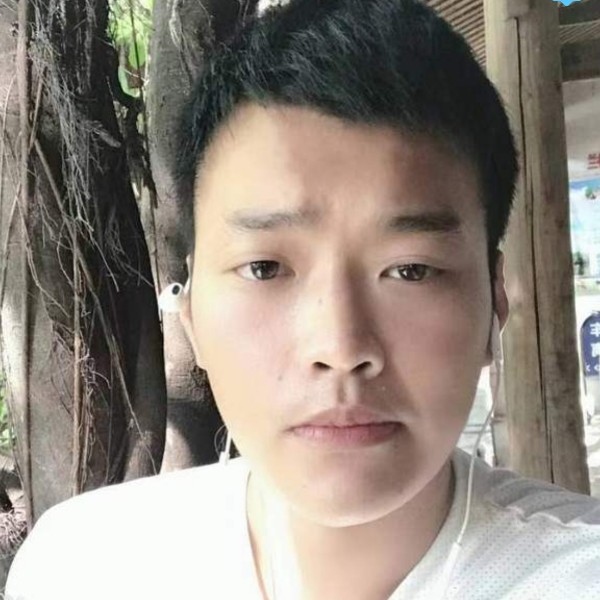 电脑爱恋绵密的照片