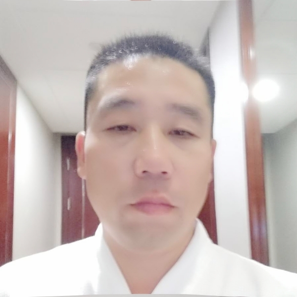 闲散官人的照片