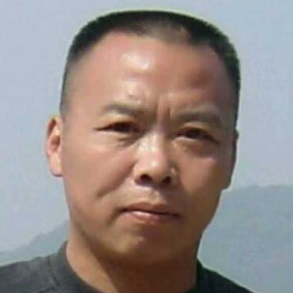 鑫鑫瑞的照片