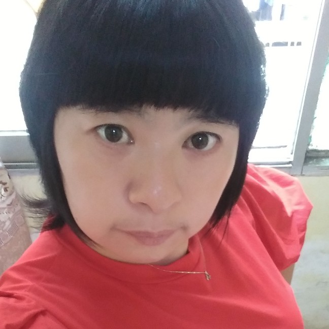 紧张拾忆美女的照片