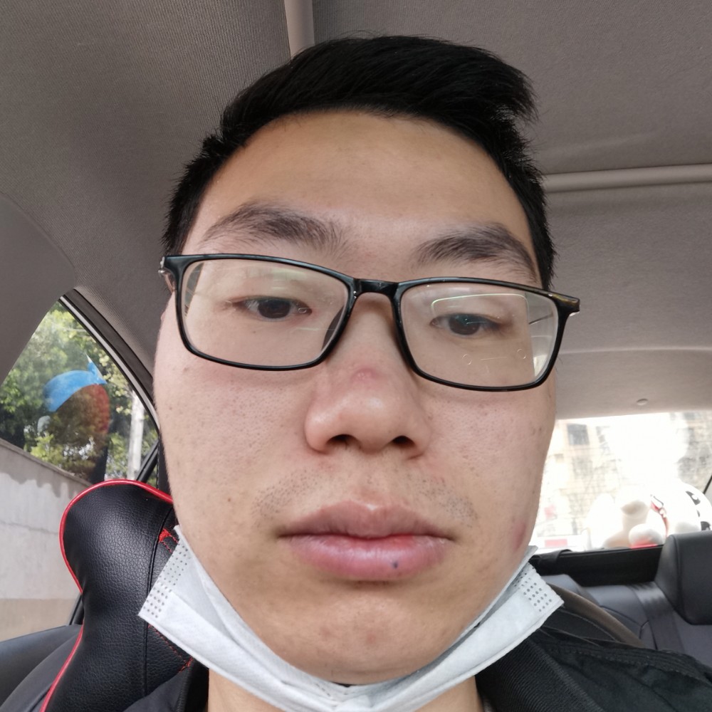 浅陌踢大意的照片