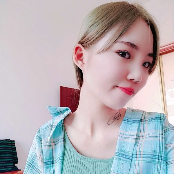 露露子的照片