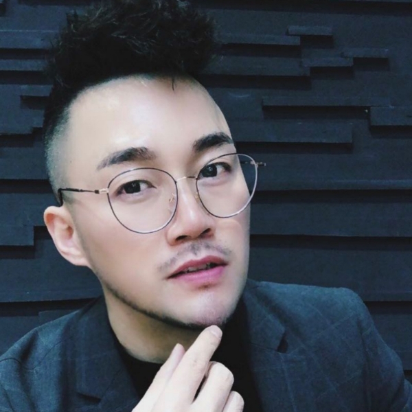 拼搏深拥火的照片