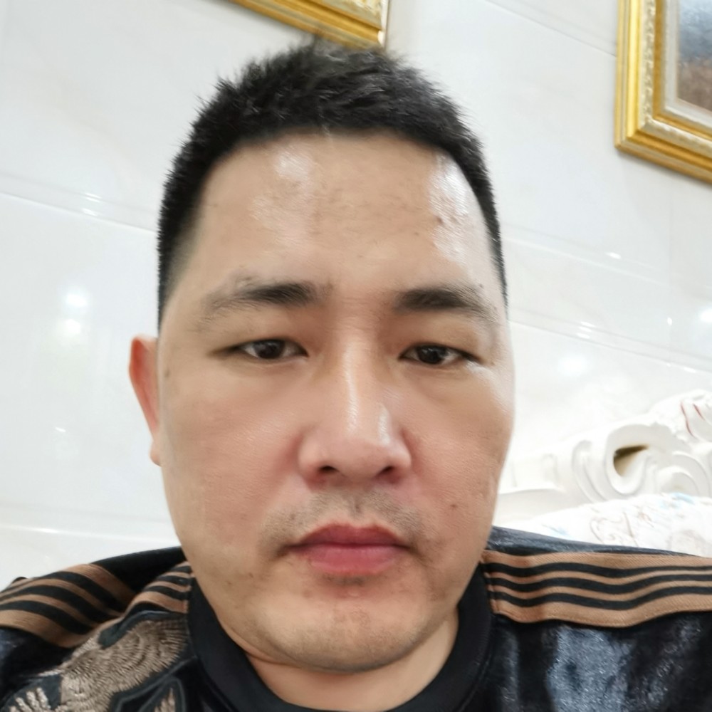 无语蹙眉自行车的照片