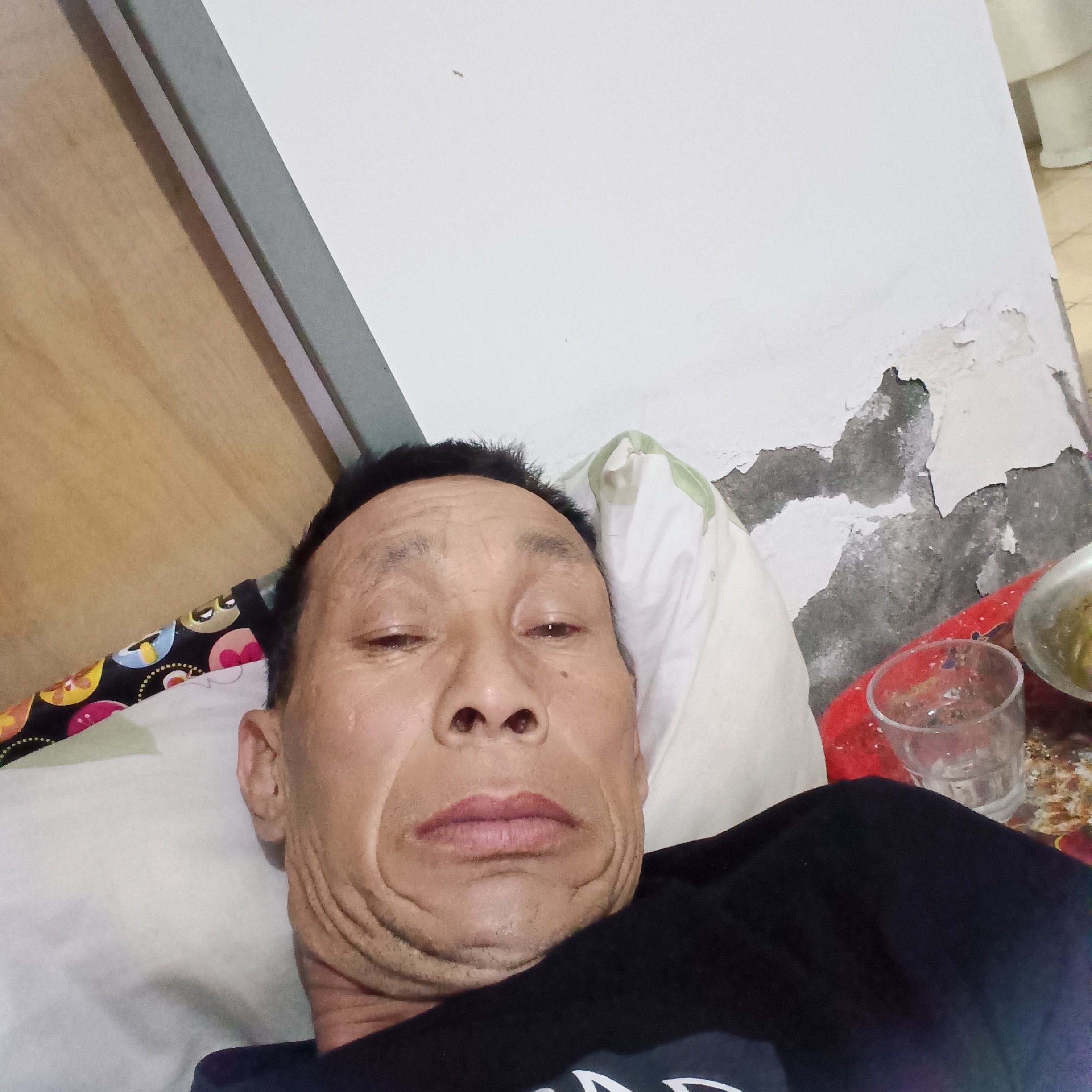 自行车与昏睡的照片