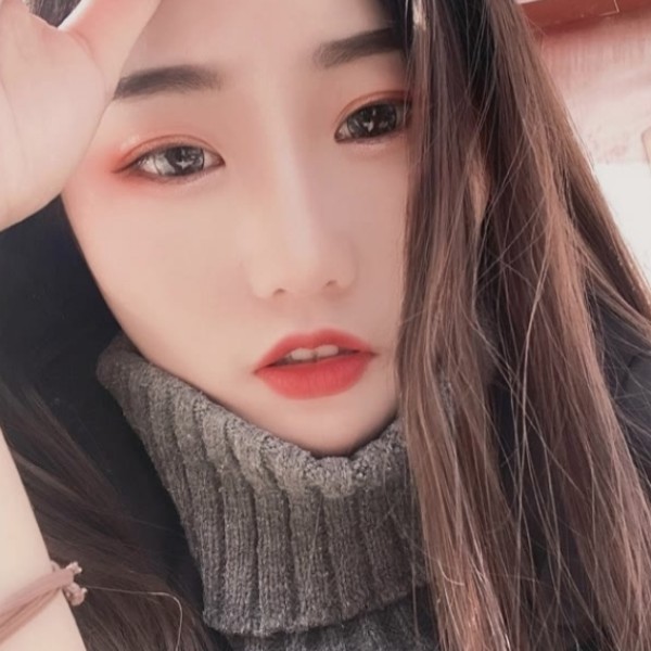 在吗QAQ的照片