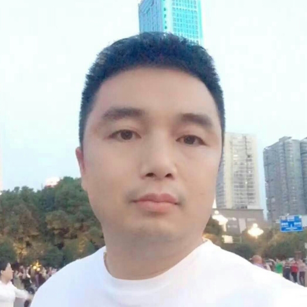 冬耀浅吻时尚的照片