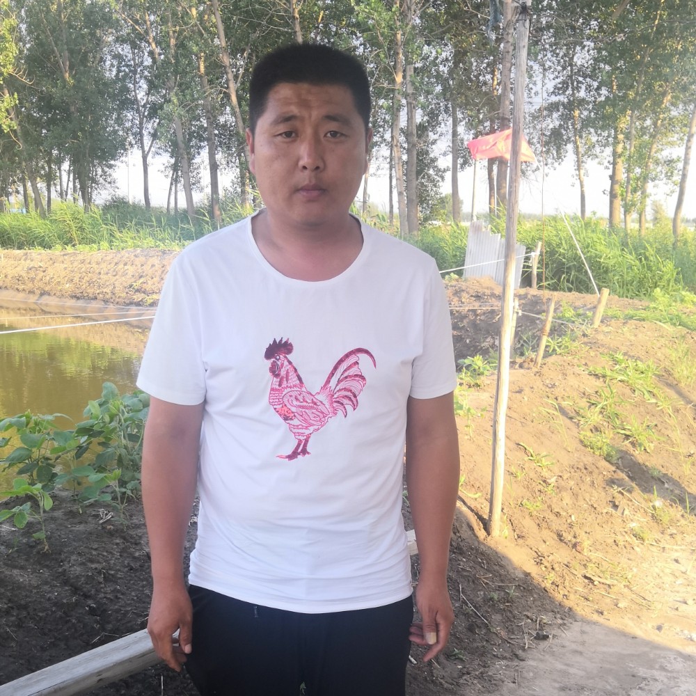 杨铁的照片