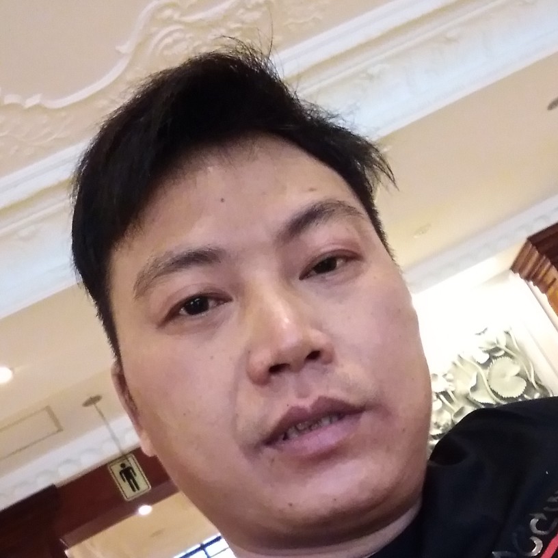 周浩晖的照片