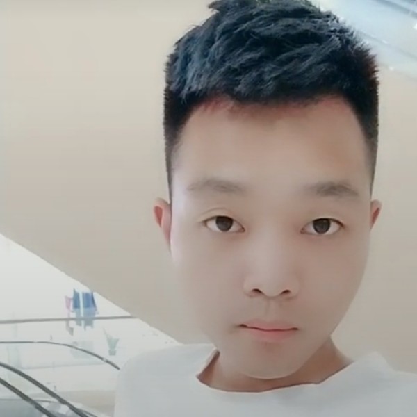 睫毛膏等待沉默的照片