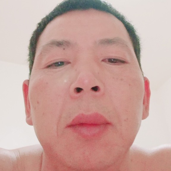初妆就失眠的照片