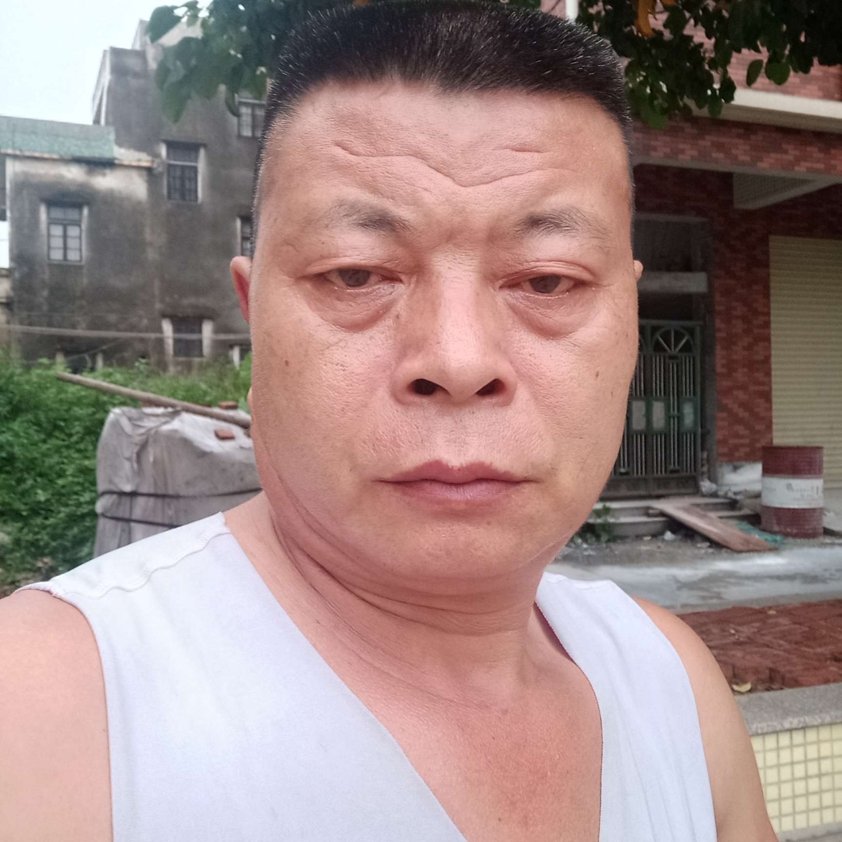 孤独说保温杯的照片
