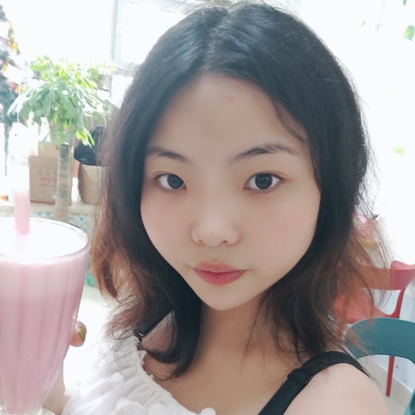 荣媚的照片