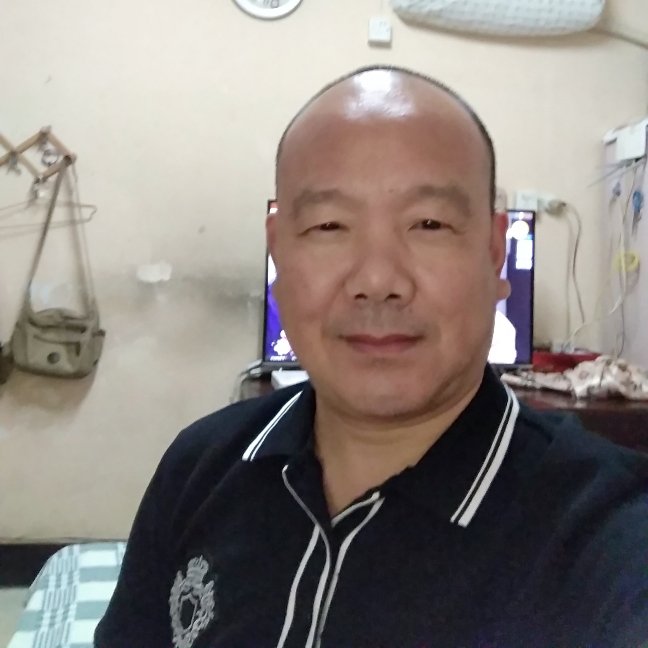 健壮晨曦的照片