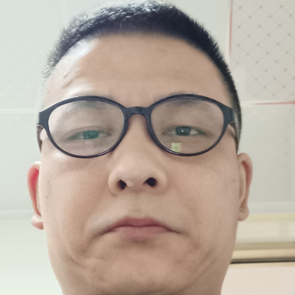 板栗邂逅结实的照片