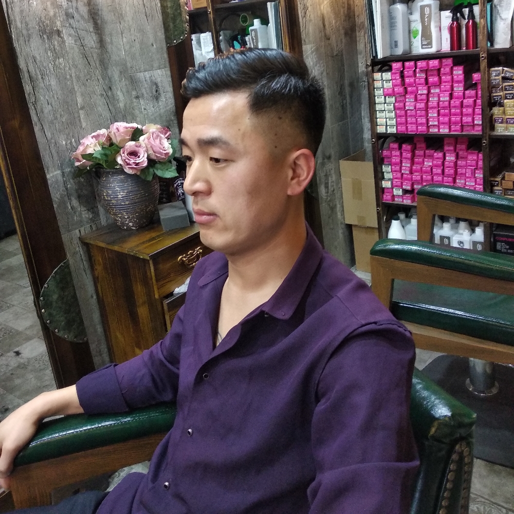 李华启的照片